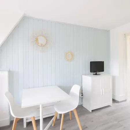 Charming Studio Between Thermal Baths And City Center Appartamento Aix-les-Bains